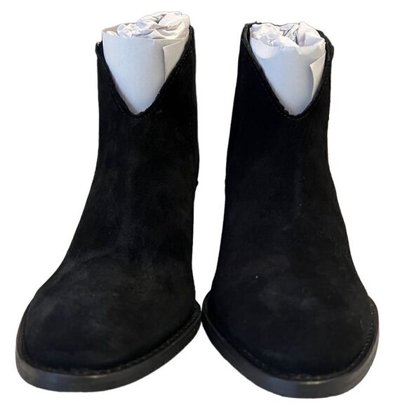 Journee Signature Arika Black Suede Back Zip Ankle Booties Size 8 New - Picture 2 of 11